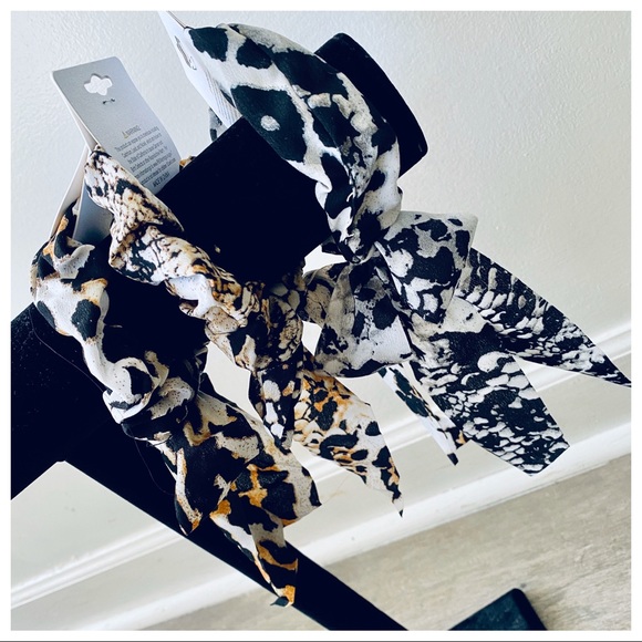 Leopard snakeskin print hair tie - Picture 2 of 6